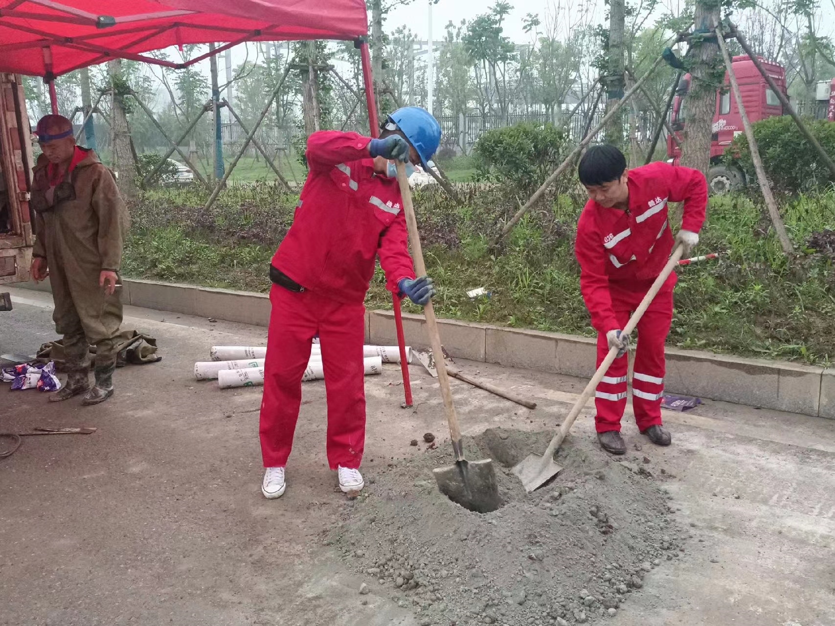 建平管道疏通哪家好】及时进行市政管道清淤